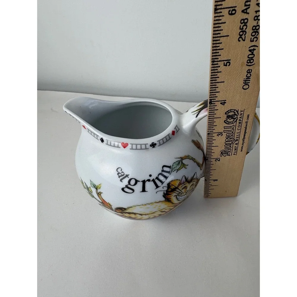 Paul Cardew Alice in Wonderland Cheshire Cat Creamer Pitcher 2010 England Design